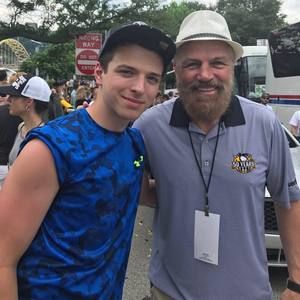 Meet your Posher, Jason